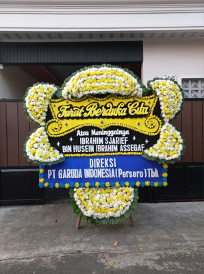 Papan Bunga Duka di Solor