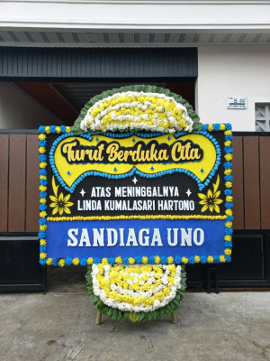 Papan Bunga Duka di Solor